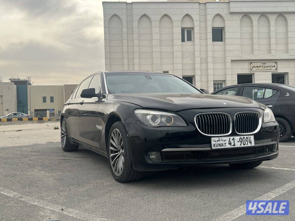 للبيع BMW 740 Li0