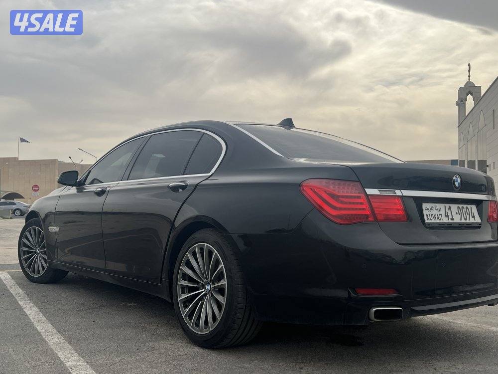 للبيع BMW 740 Li2
