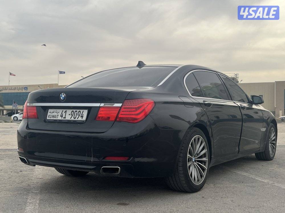 للبيع BMW 740 Li3