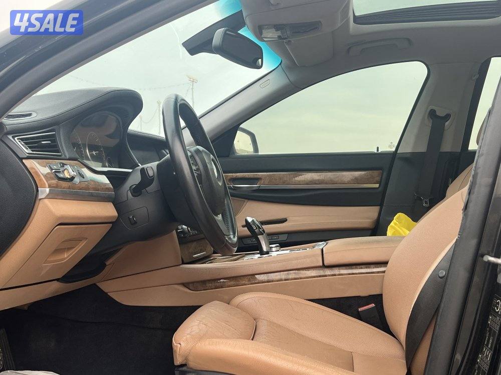 للبيع BMW 740 Li6