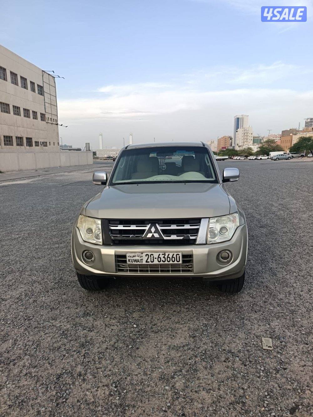 للبيع باجيرو 20122