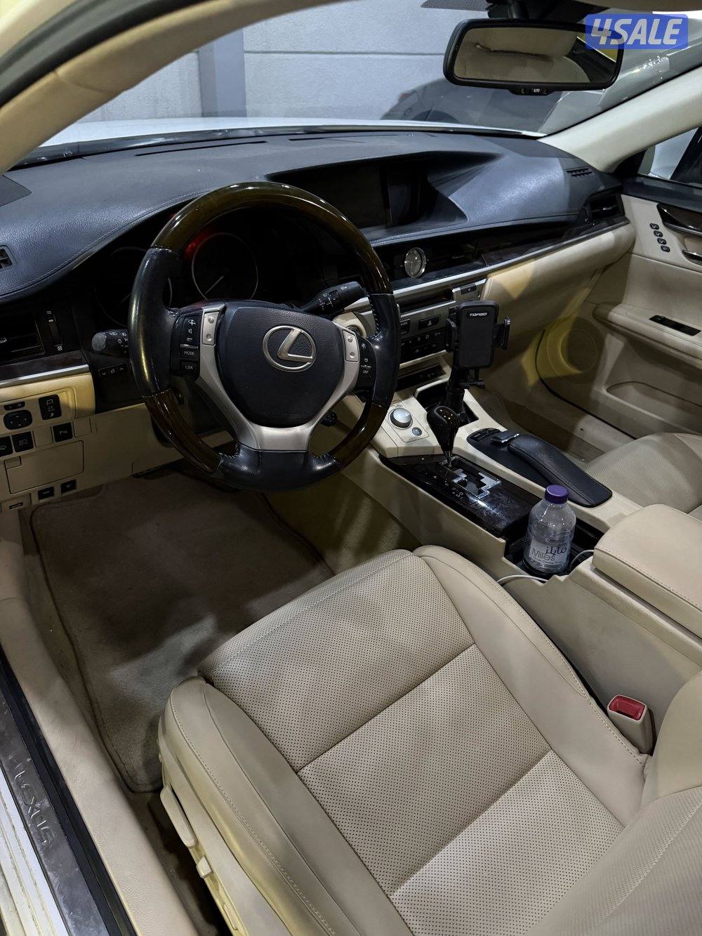 للبيع لكزس بانوراما فل الفل E S3502