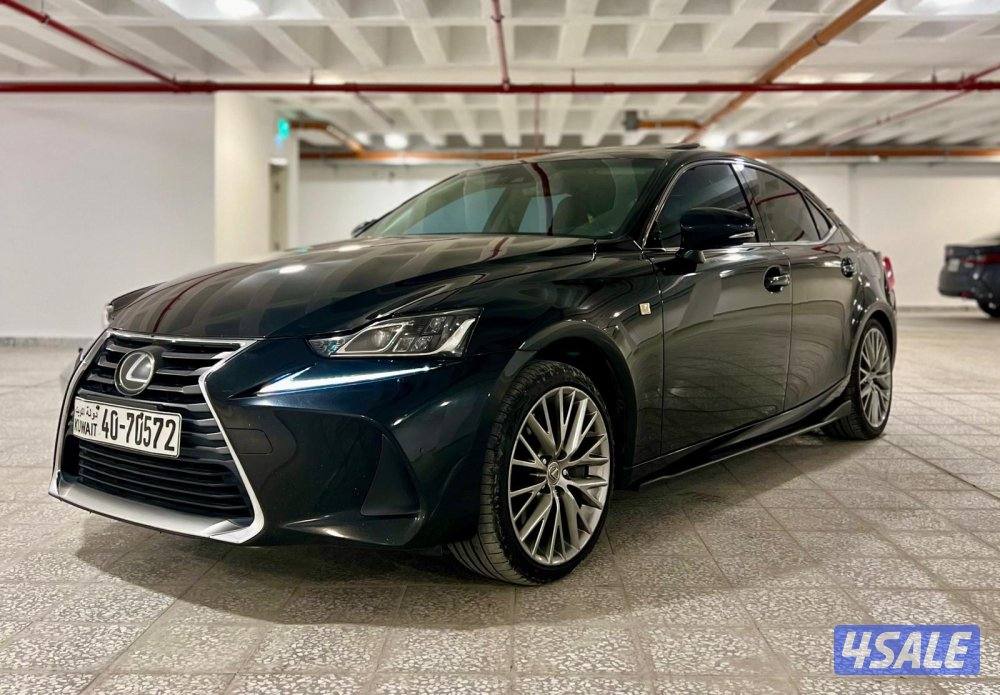 LEXUS IS200T4