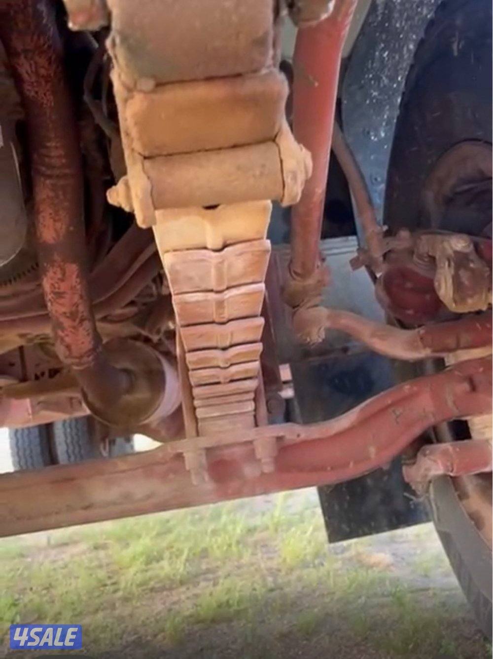 تنكر لبناني موديل 1975 أساس شرط الفحص تانكي نظيف عليه مضخه تواير نظيفه4