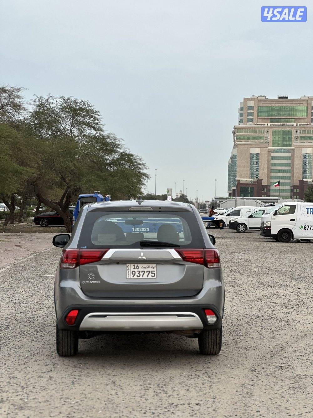 للبيع اوتلاندر 20192