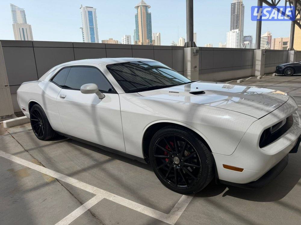 للبيع تشالنجر 2014 8 سلندر HEMI0