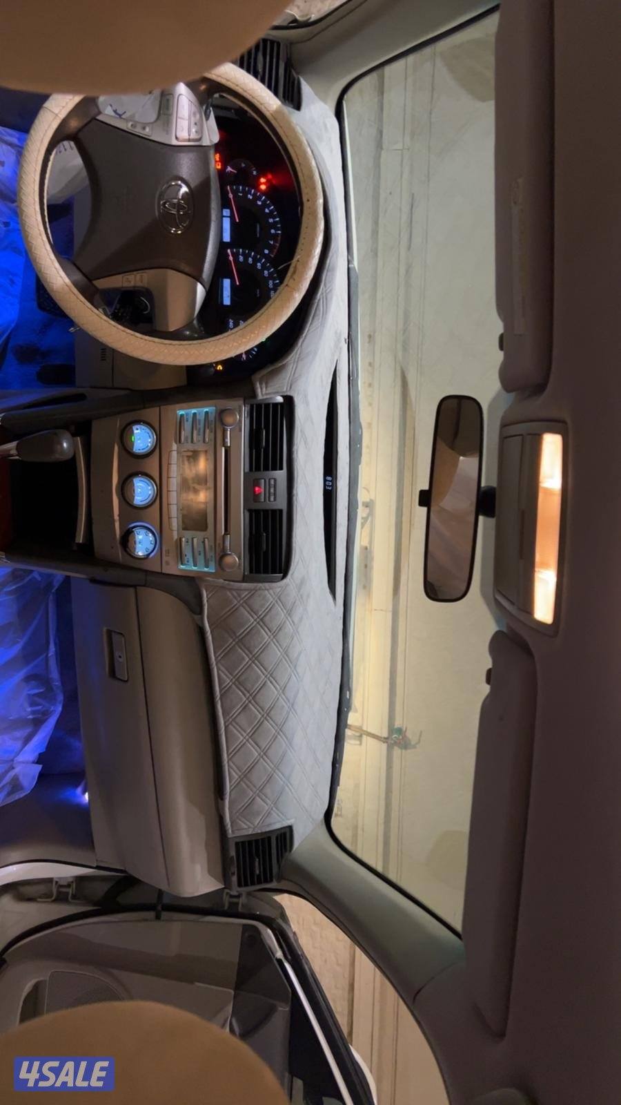 للبيع كامري 2011 بحالة نظيفة الساير اللون ابيض صدفي6