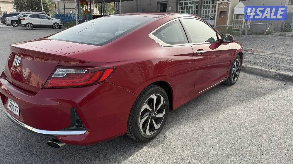 هوندا اكورد باب واحد 20172