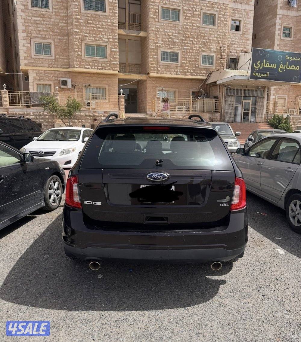 ايدج 2013 حاله نادره صبغ وكاله كااامل عداد ١١٥ الف فقط مو محتاجه شئ1