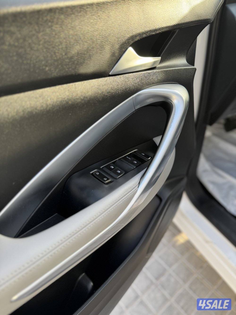 كابتيفات ٢٠٢٥ بحالة الوكالة (كمية محدودة)12