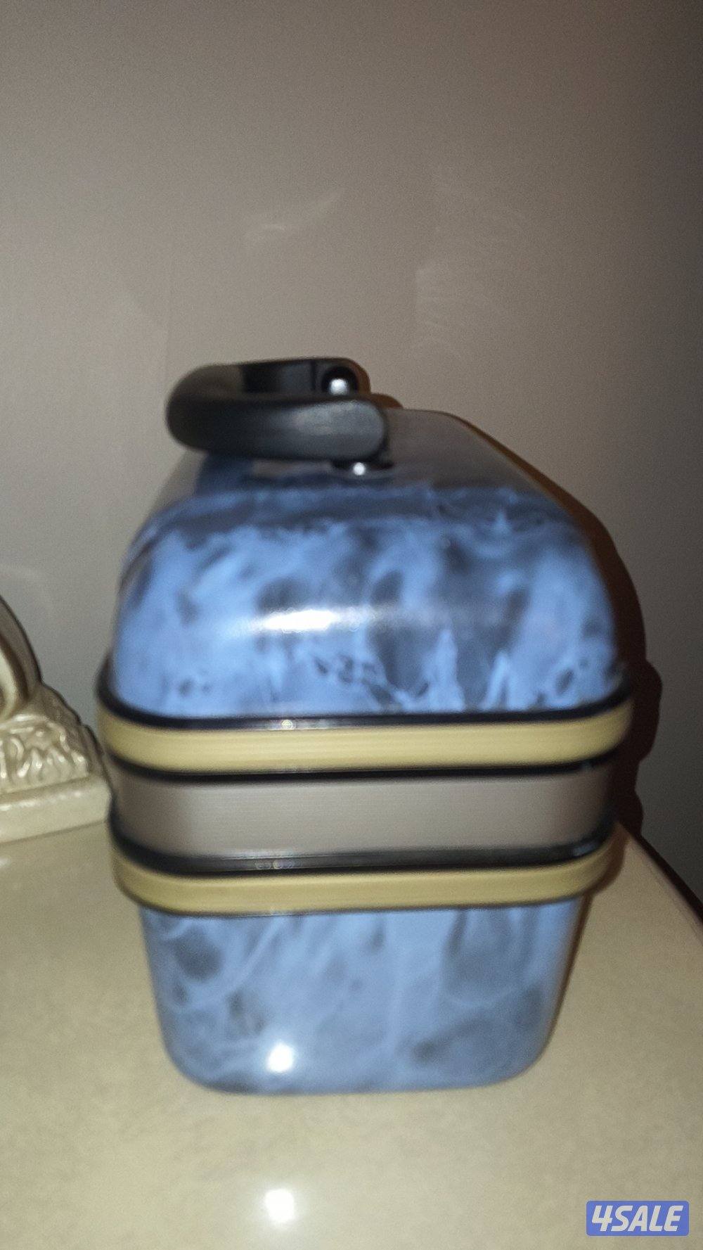 شنطه مكياج1