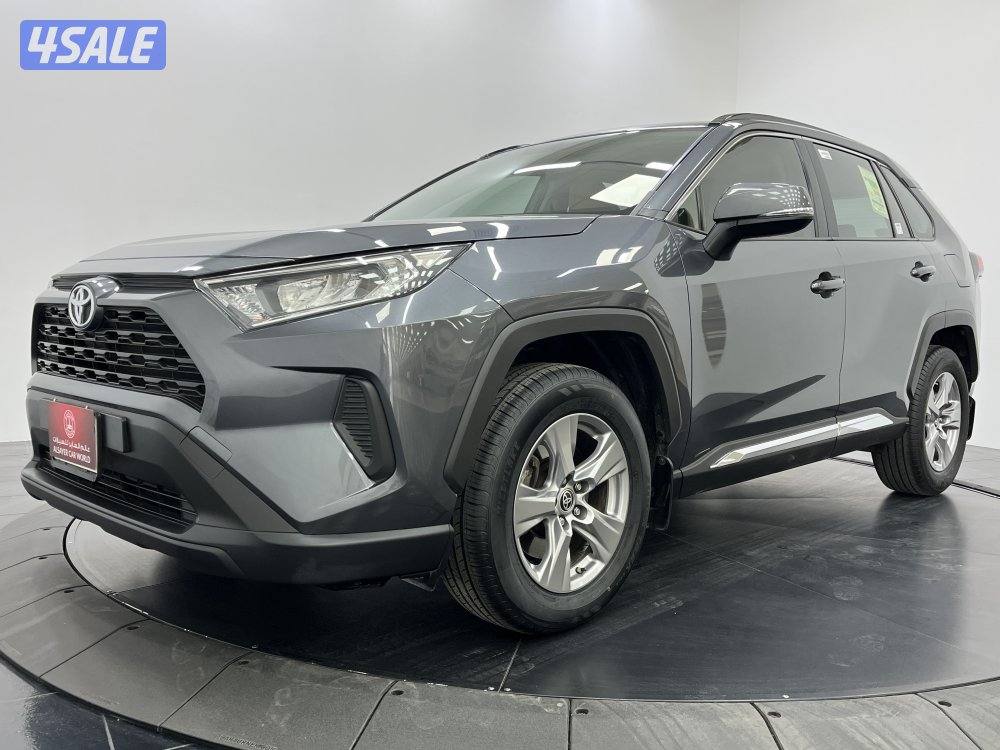 TOYOTA RAV401 4X2 STANDARD OPTION1