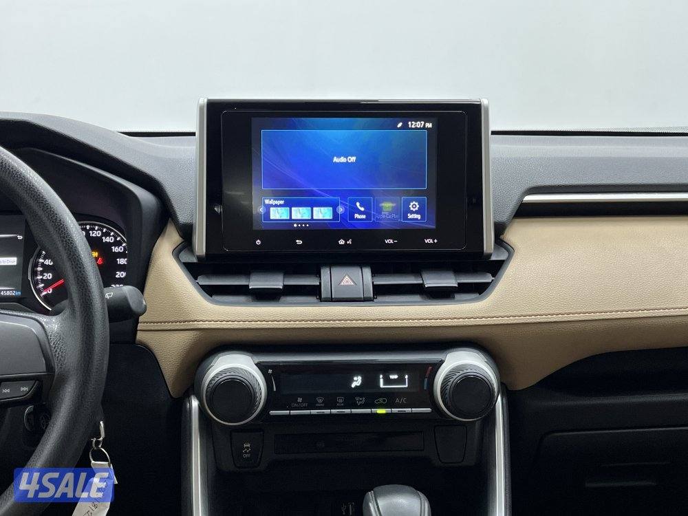 TOYOTA RAV401 4X2 STANDARD OPTION13