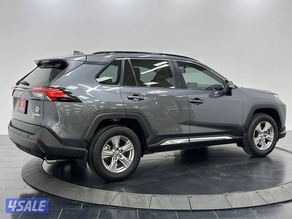 TOYOTA RAV401 4X2 STANDARD OPTION14