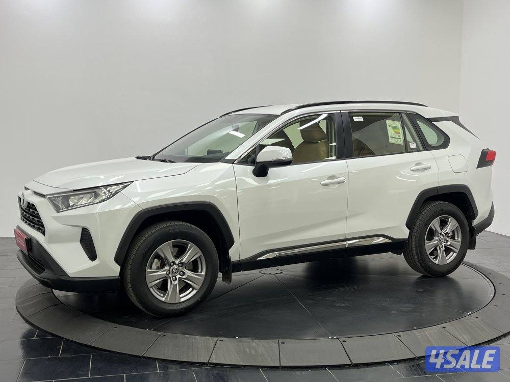 TOYOTA RAV401 4X2 STANDARD OPTION0
