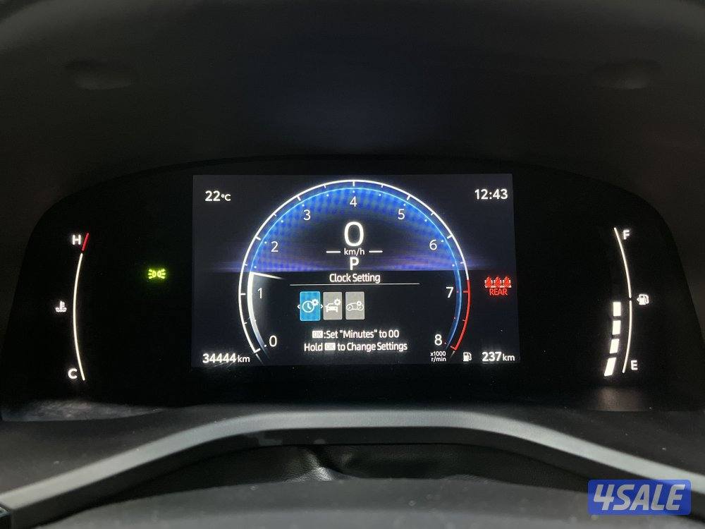 TOYOTA CAMRY 25 YM, CB4-L6