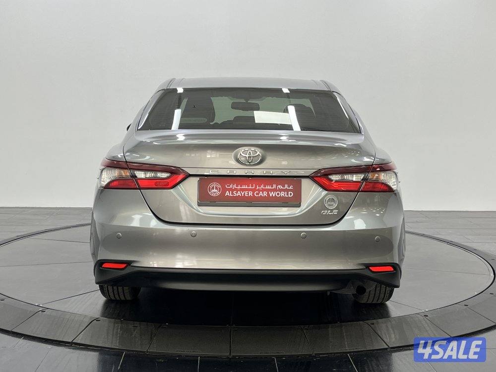 TOYOTA CAMRY GLE 4 CYL MID OPTION8