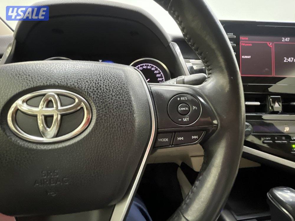 TOYOTA CAMRY GLE 4 CYL MID OPTION7