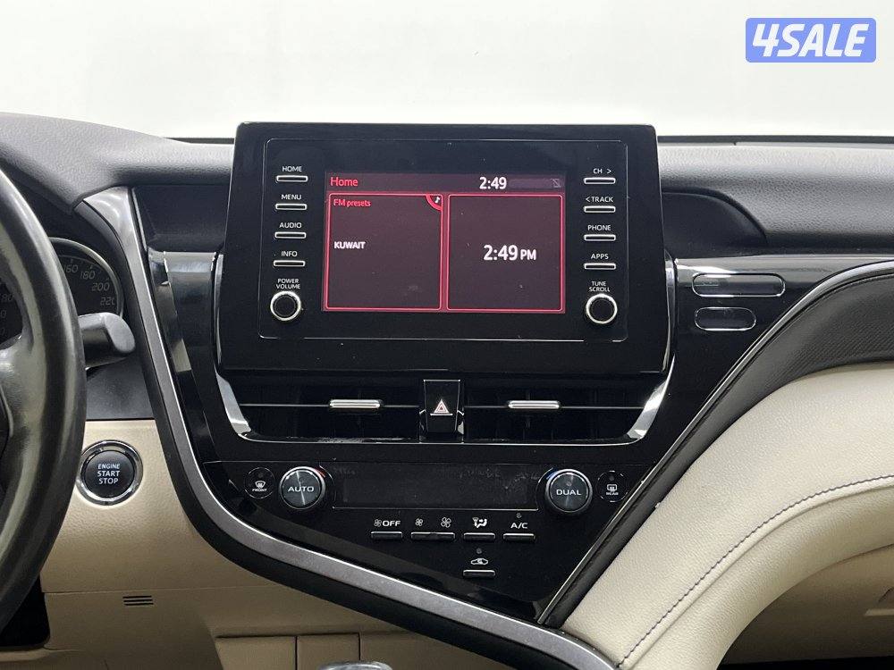 TOYOTA CAMRY GLE 4 CYL MID OPTION13