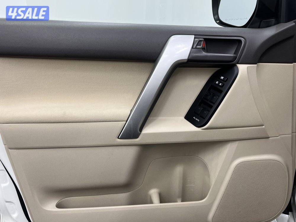 TOYOTA PRADO 6 CYL STANDARD OPTION10