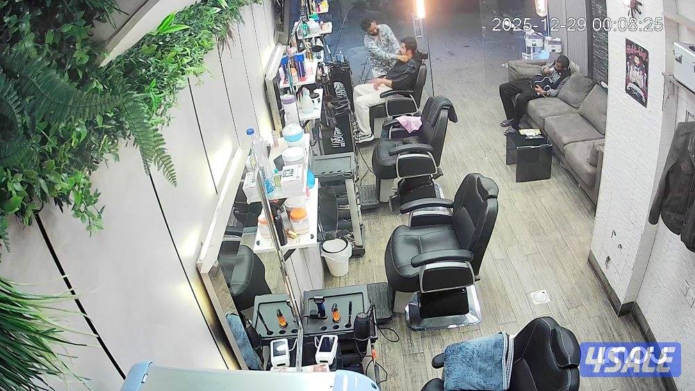 للبيع صالون رجالي0