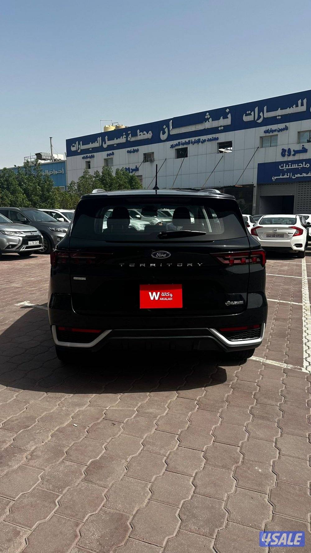 فورد تيريتوري 2023 لون اسود صبغ الوكالة عدا قطعه بحالة ممتازه1