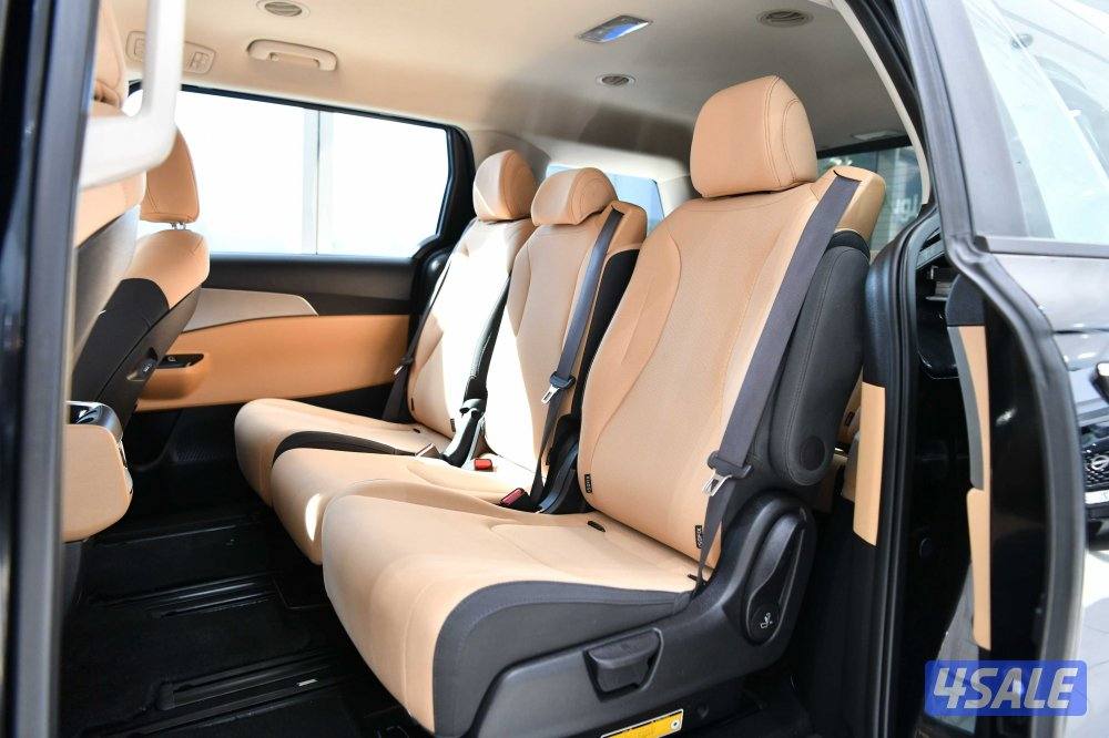 كيا كارنفال4