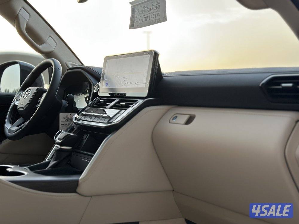 معرض القمة 🚩8