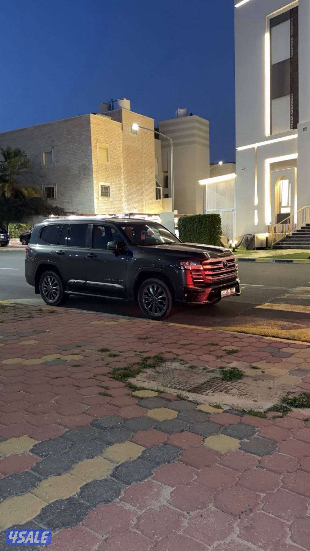 لاند كروزر ٢٠٢٤جكسار ايرو اس توين تيربو اعلى فئه بالجكسار المالك الاول0