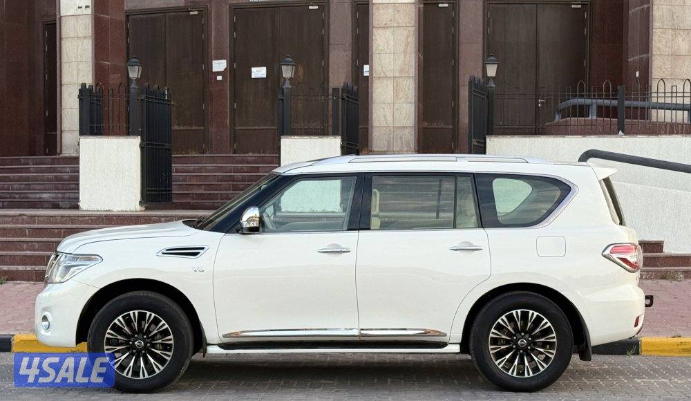 باترول 2013 شرط الفحص بل كامل ماشي 220 الف5