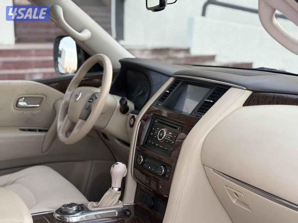 باترول 2013 شرط الفحص بل كامل ماشي 220 الف9