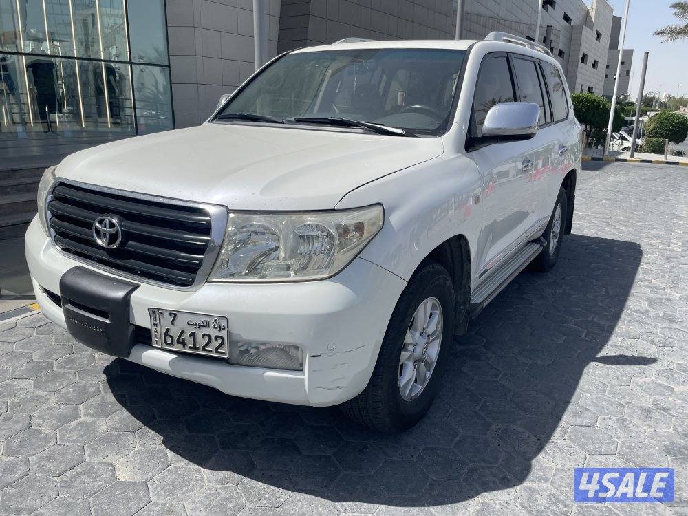 تويوتا لاندكروزر0