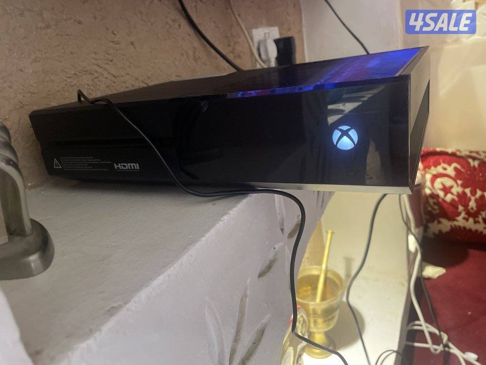 للبيع اكس بوكس نظيف الجاهز مو مبطل مع حساب فورزا3