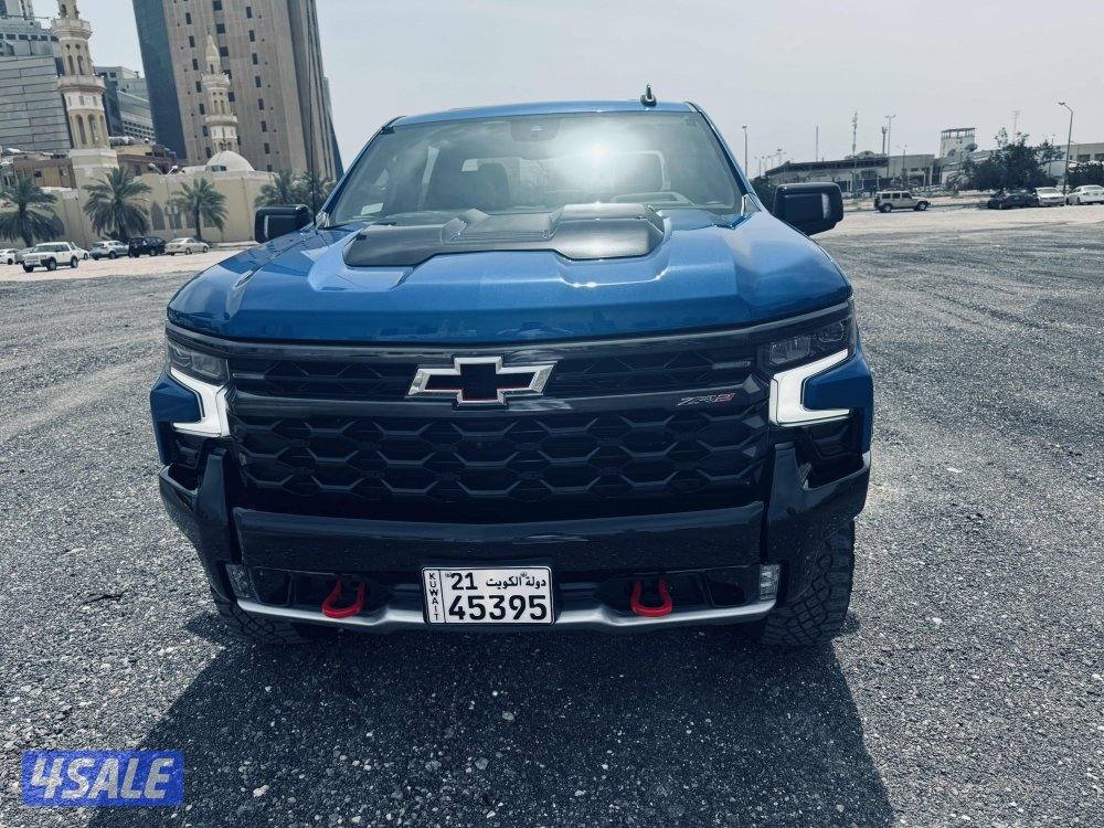 للبيع وانيت سلفرادو ZR20