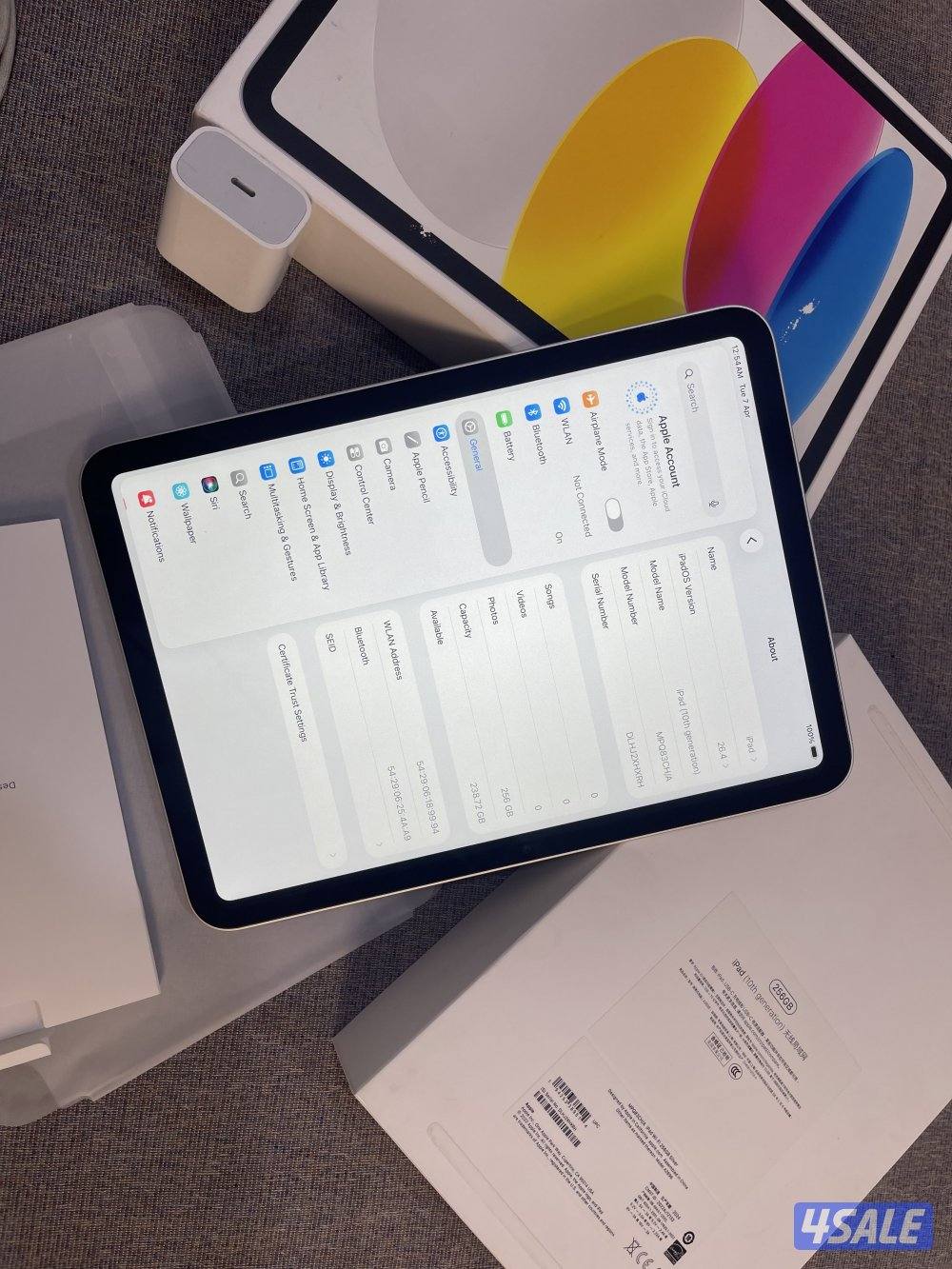 ايباد ابل 10 العاشر 256 قيقا بطارية 92 نظيف وشغال تمام مع الاغراض2