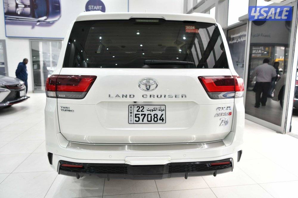تويوتا لاندكروزر GXR ايرو اس - توين تيربو3