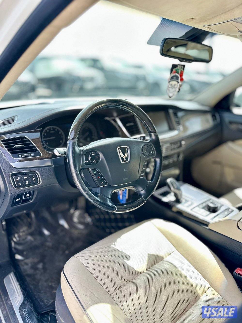 هيواندي سينتيال VS 380 الكويت موديل 2014 عداد 1977