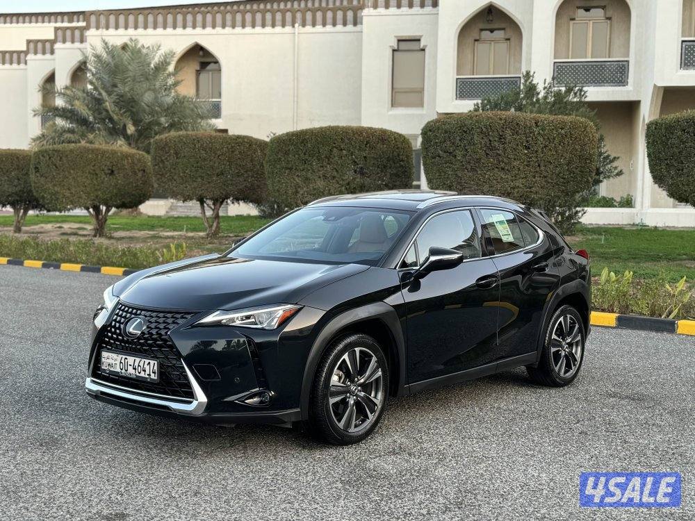 لكزس UX 200 موديل 2021 بحاله نادره صبغ الوكاله0
