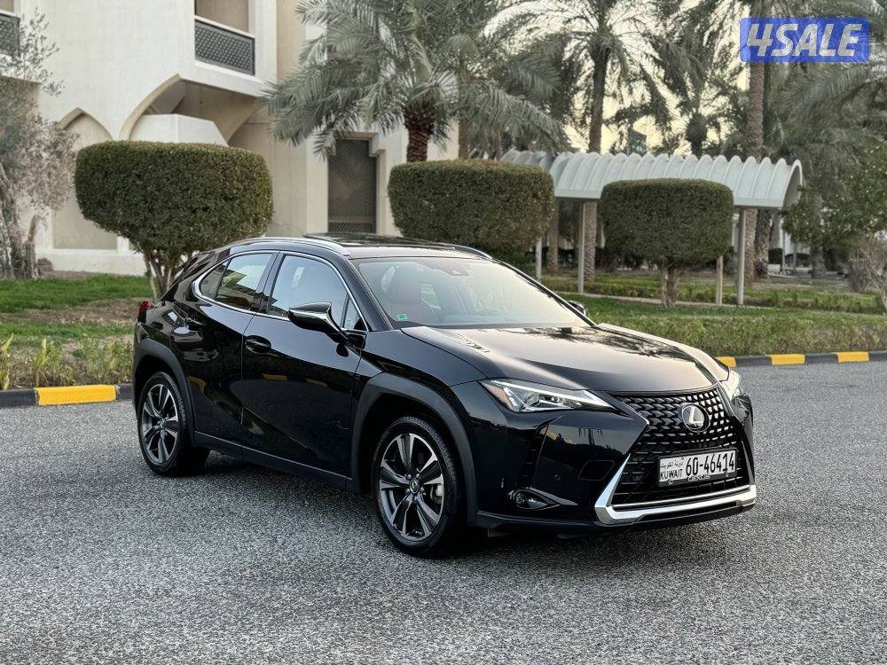 لكزس UX 200 موديل 2021 بحاله نادره صبغ الوكاله1