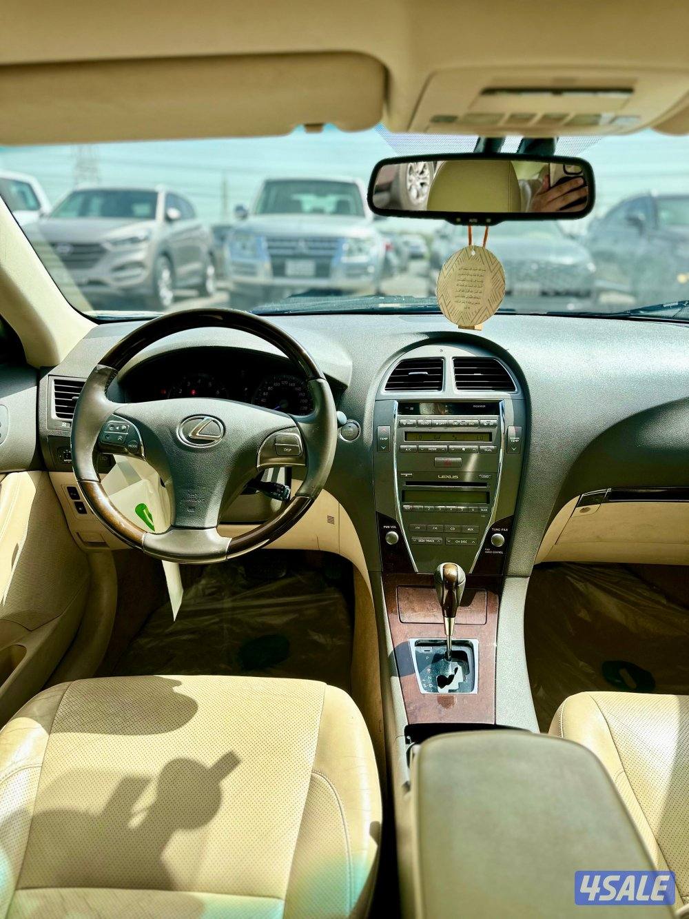 لكزس ES 350 الساير موديل 2012 عداد 986