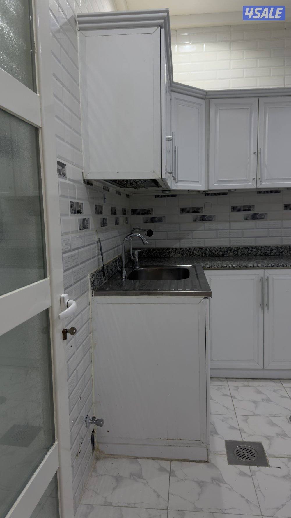 للأجار شقة في المسايل قطعة ٥8