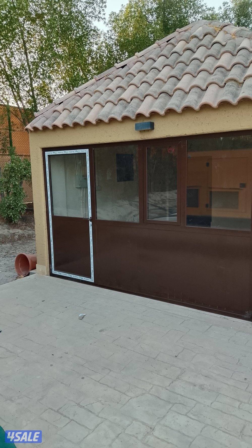 almuim doors window kitchen shatter and repairing shower box12