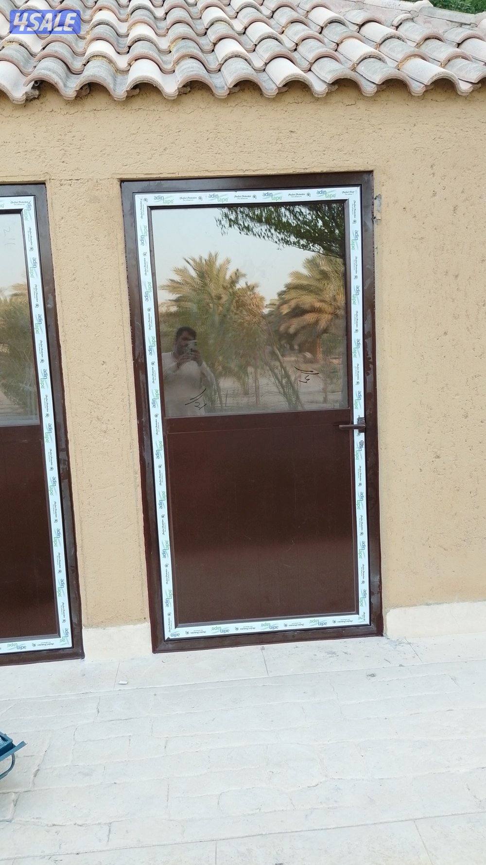 almuim doors window kitchen shatter and repairing shower box13