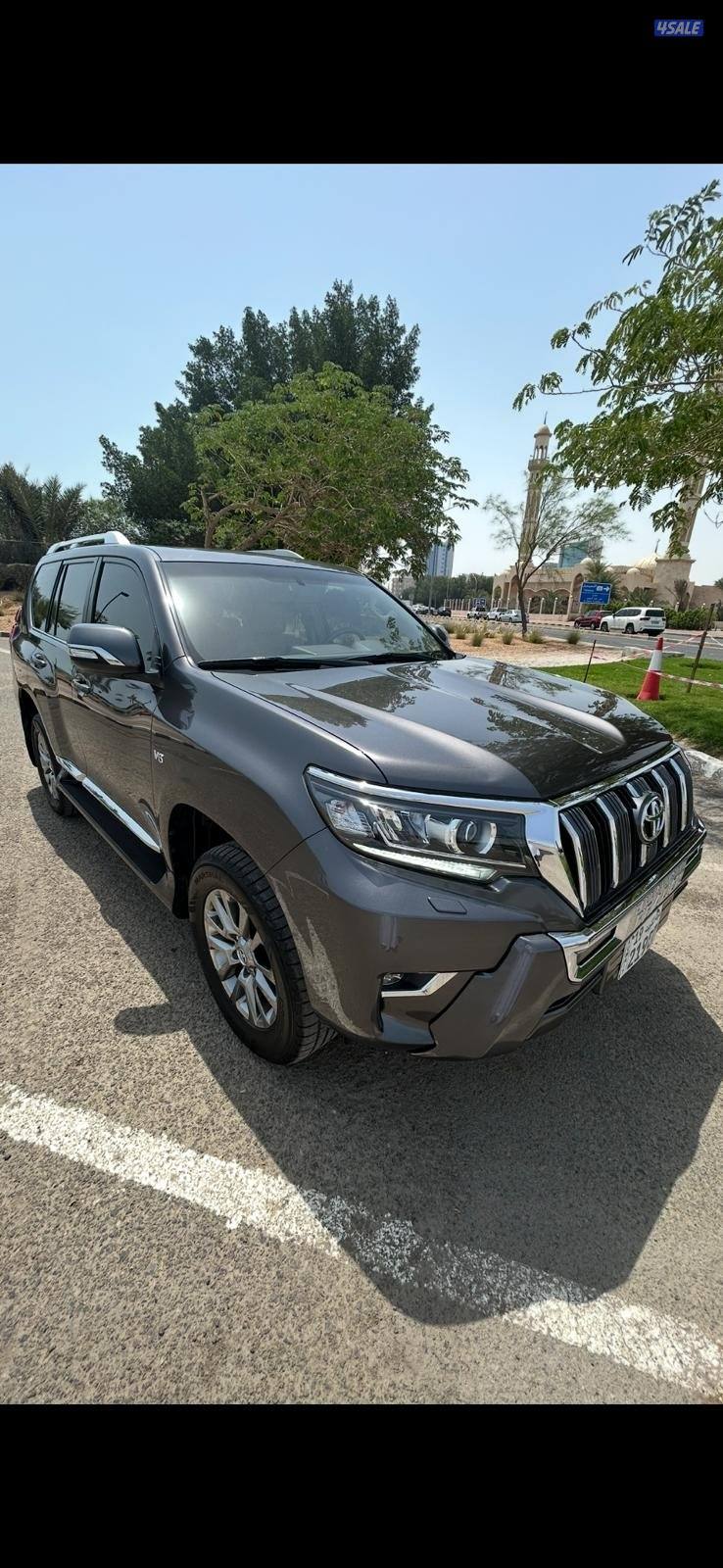 برادو VX ٢٠٢٠ الساير عداد ١٣٦ ألف شرط الفحص قير مكينه شاصي صبغ ٣ قطع0