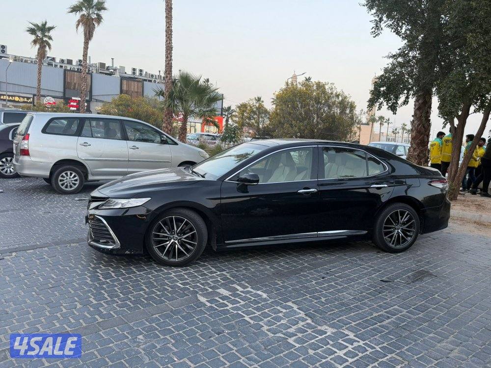 كامري ليمتد ٢٠٢٢ الساير عداد ٧٠ ألف شرط الفحص صبغ وكاله كامل مواصفات0