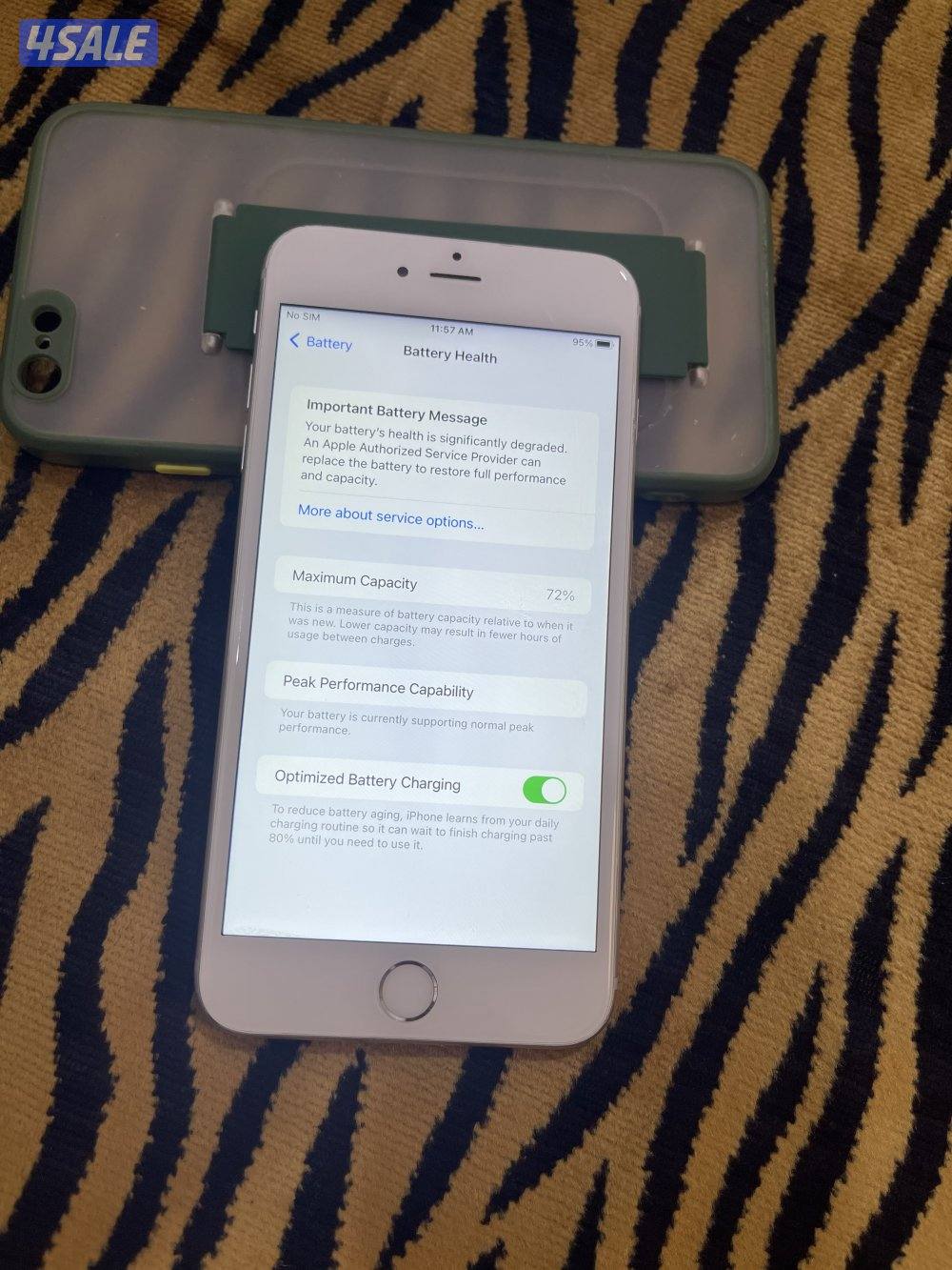 ايفون 6s بلس 64 جيجابايت نظيف مو مفتوح وشغال مع كفر3