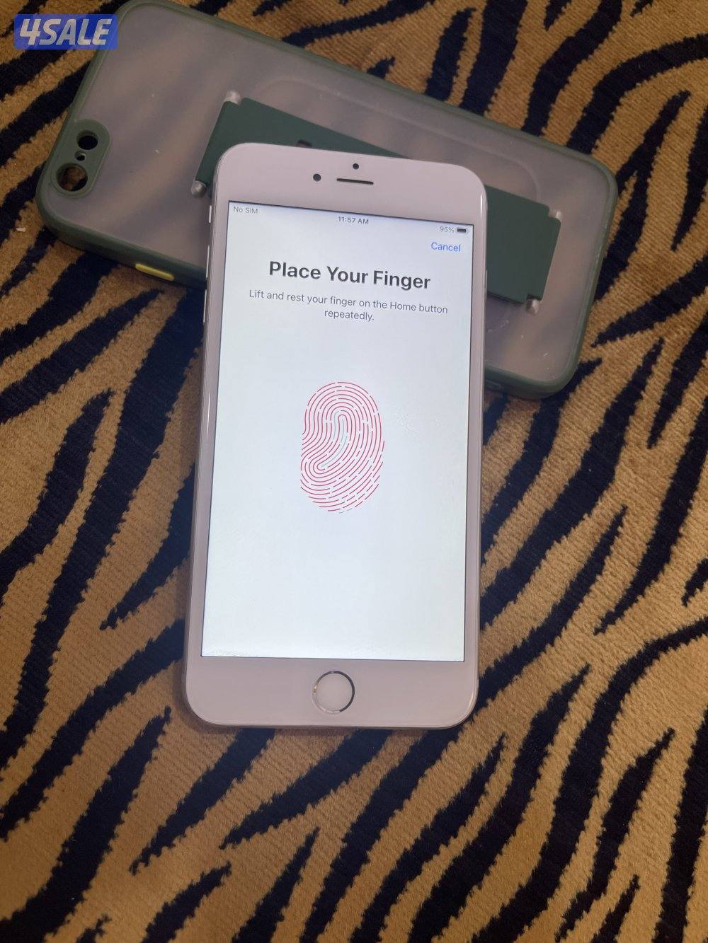 ايفون 6s بلس 64 جيجابايت نظيف مو مفتوح وشغال مع كفر5