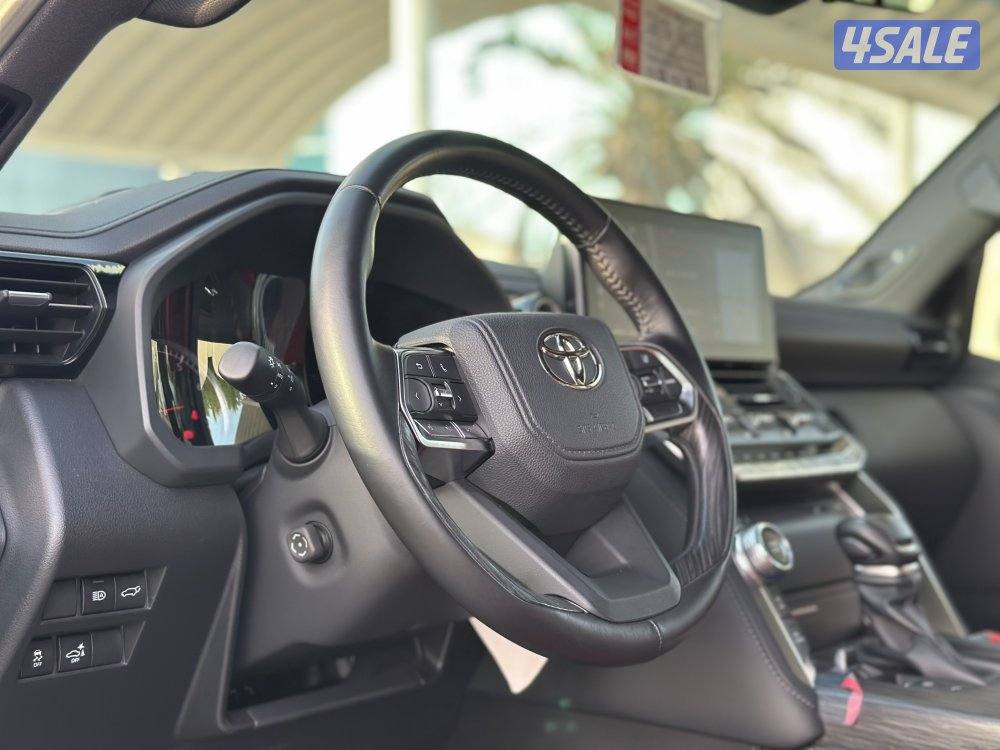 معرض القمة 🚩8