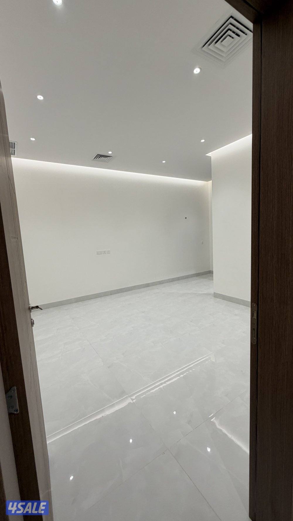 للايجار شقة بالمطلاع n93