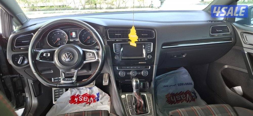 Volkswagen Golf GTI 2015 (مستعمل شرط الفحص)5